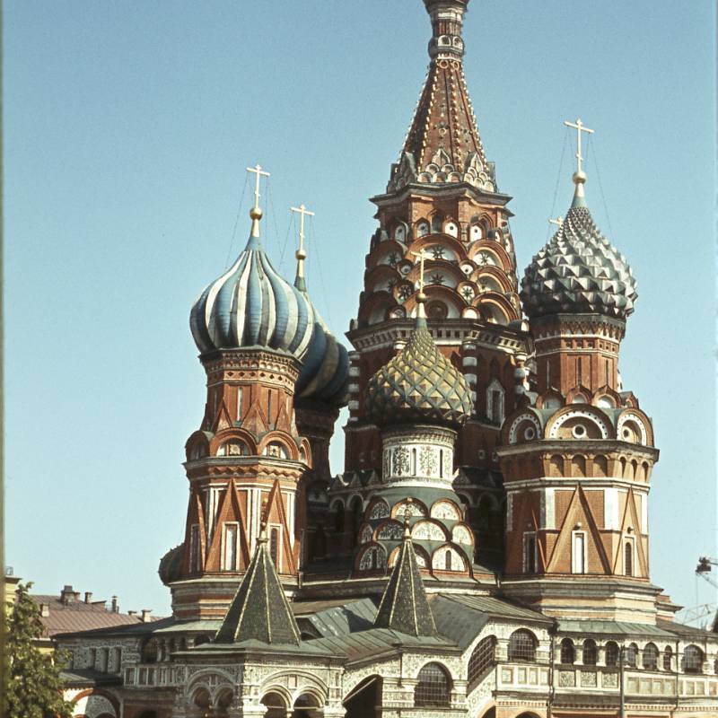 krasnaja_ploschad_i_sobor_vasilija_blazhennogo_002.jpg
