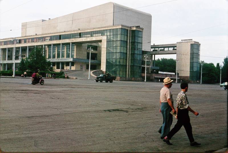 xarkov_teatr_001.jpg