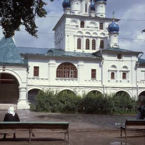 kolomenskoe._cerkov_kazanskoj_bozhej_materi.jpg
