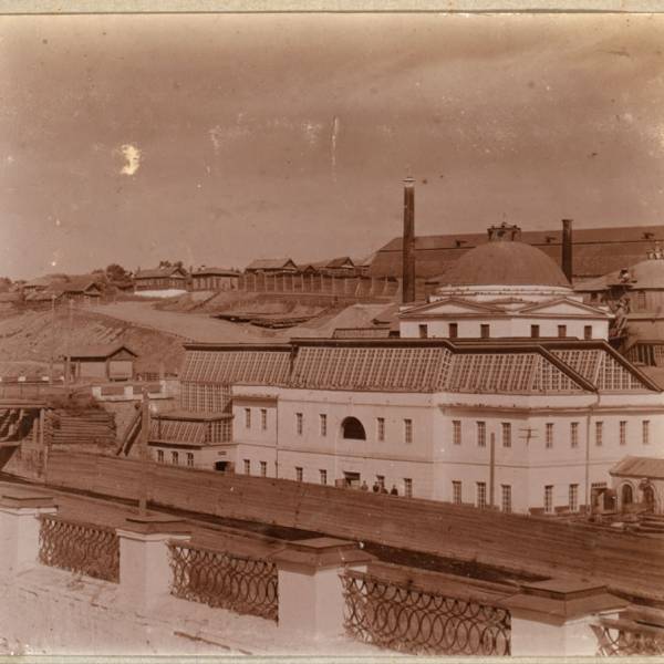 glavnoe_zdanie_kamenskago_zavoda_kamensk-ural_skii_.jpg