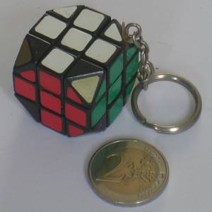 3x3x3_keych_trunc.jpg