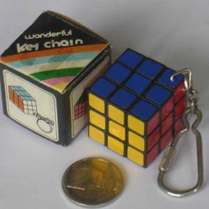 3x3x3_keych_wp2.jpg