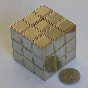 3x3x3_silver_cube.jpg