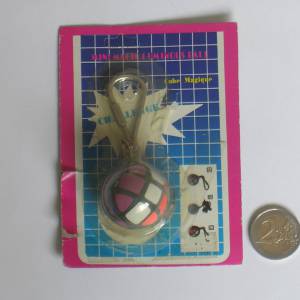 ball_cube_keych.jpg