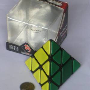 bandaged_pyraminx.jpg