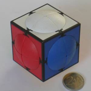 crazy_2x2x2_ball.jpg