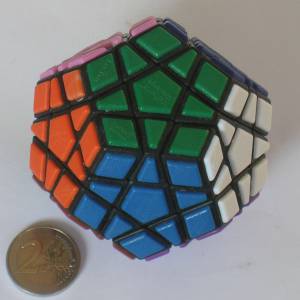 megaminx_b_12col.jpg