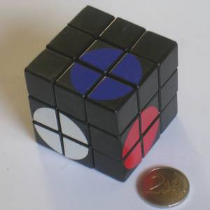 minimal_cube_round.jpg