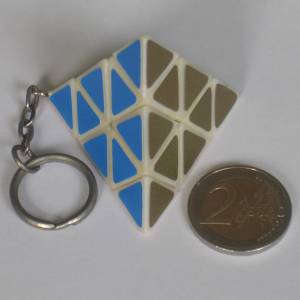 pyraminx_keych2.jpg