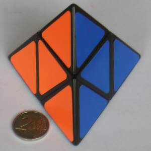 pyramorphix_lrge_stc.jpg