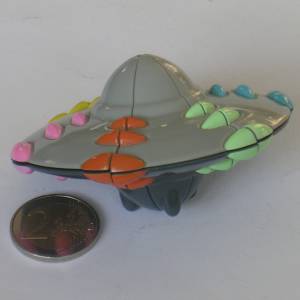 rubik_ufo.jpg